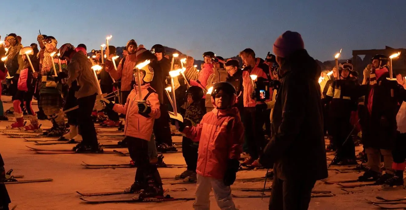 Bajada de antorchas Carnaval 2025 | enBenas.com